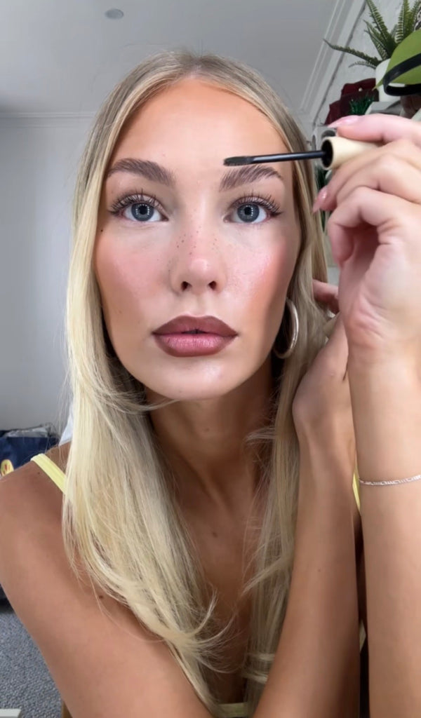 2 in 1 BROW FREEZE GEL